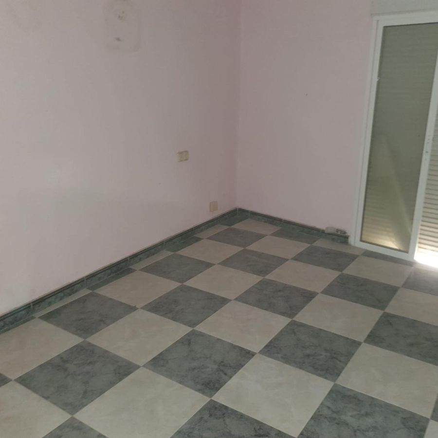 For sale of house in Macael