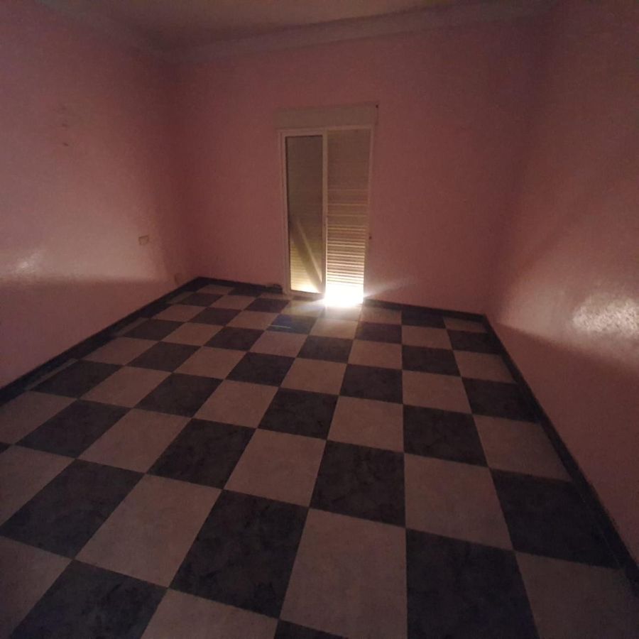 For sale of house in Macael