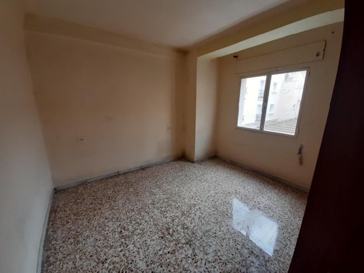 For sale of flat in Macael
