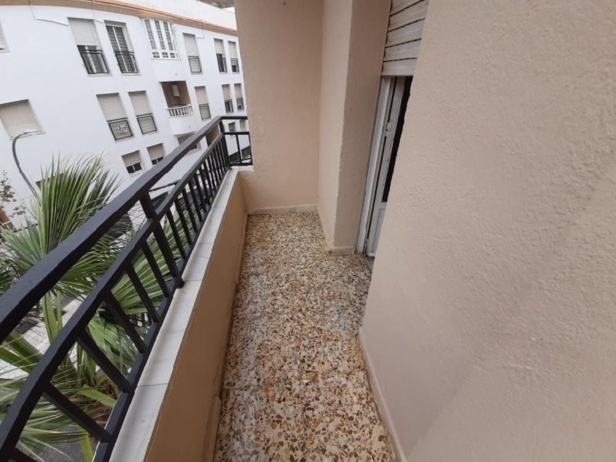 For sale of flat in Macael