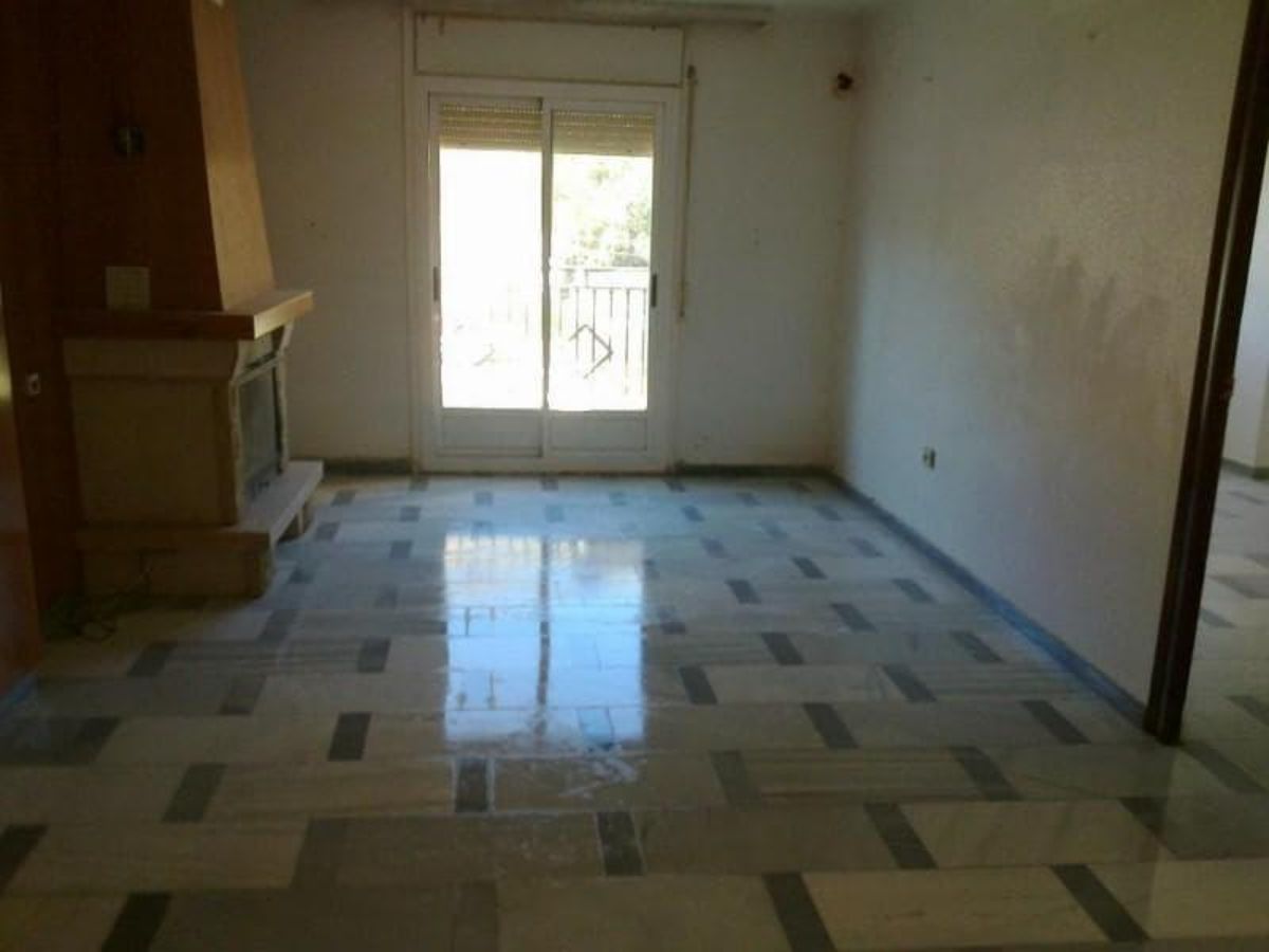 For sale of flat in Macael