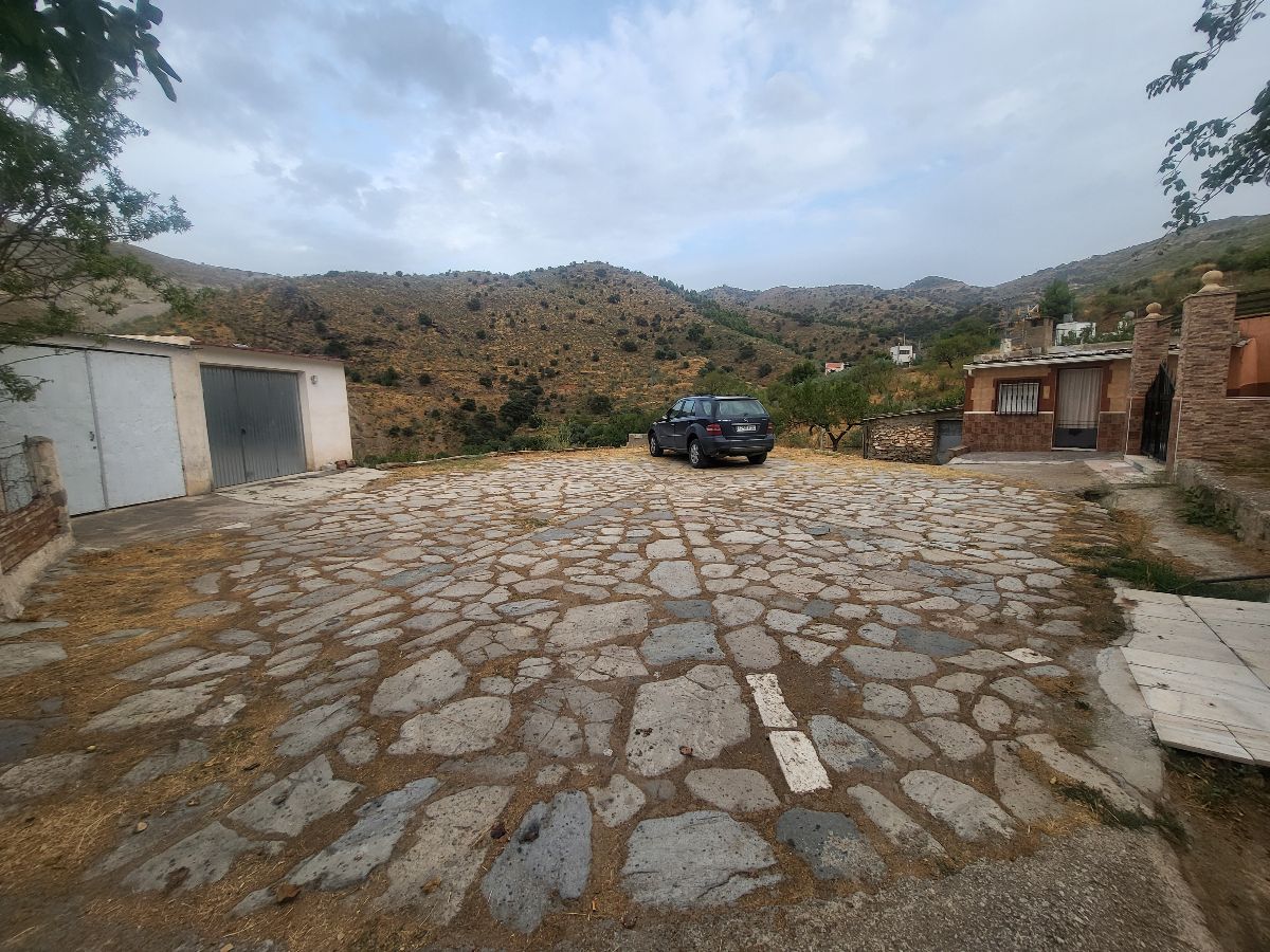Venta de casa en Macael