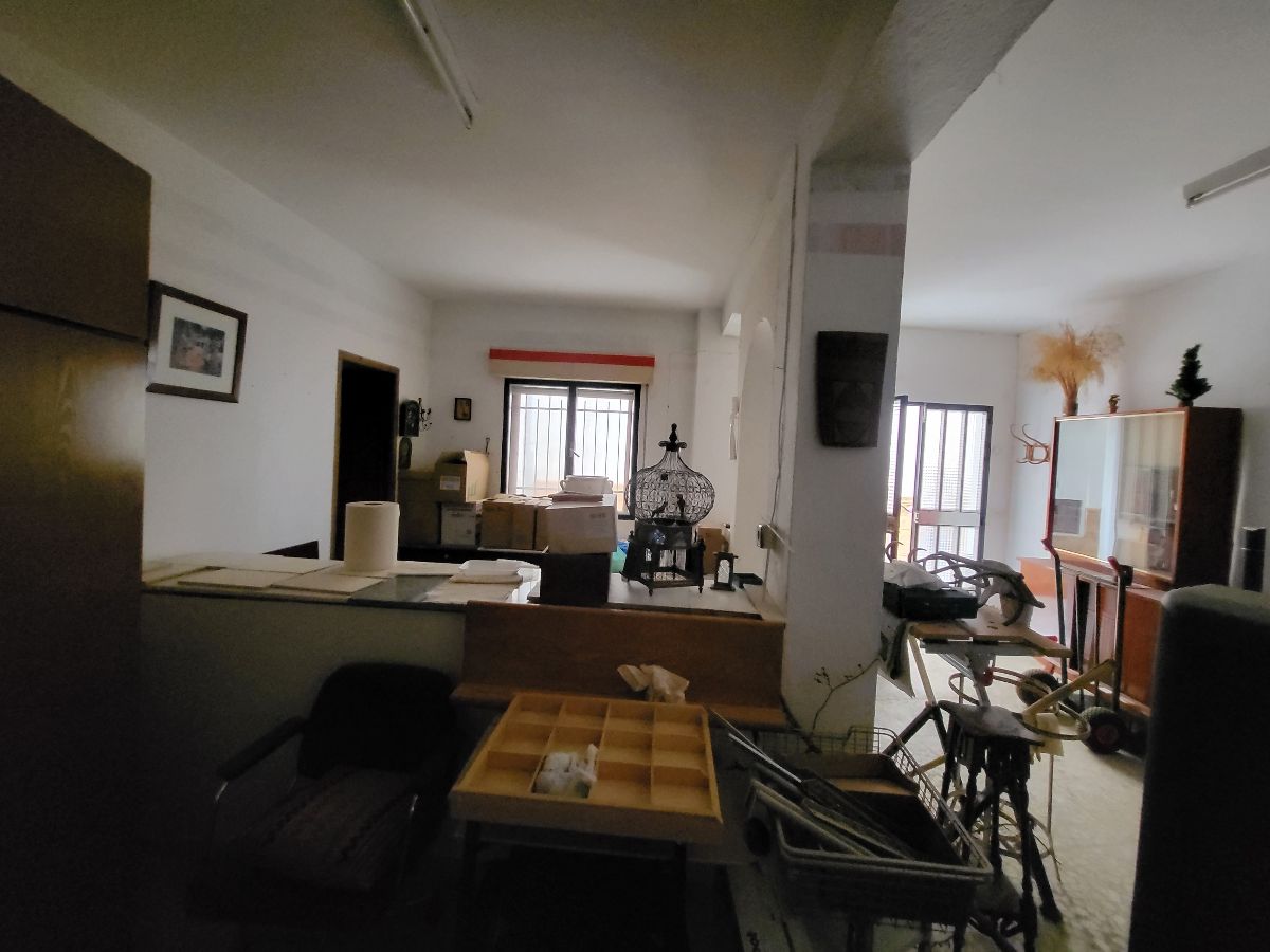 For sale of garage in Sierro