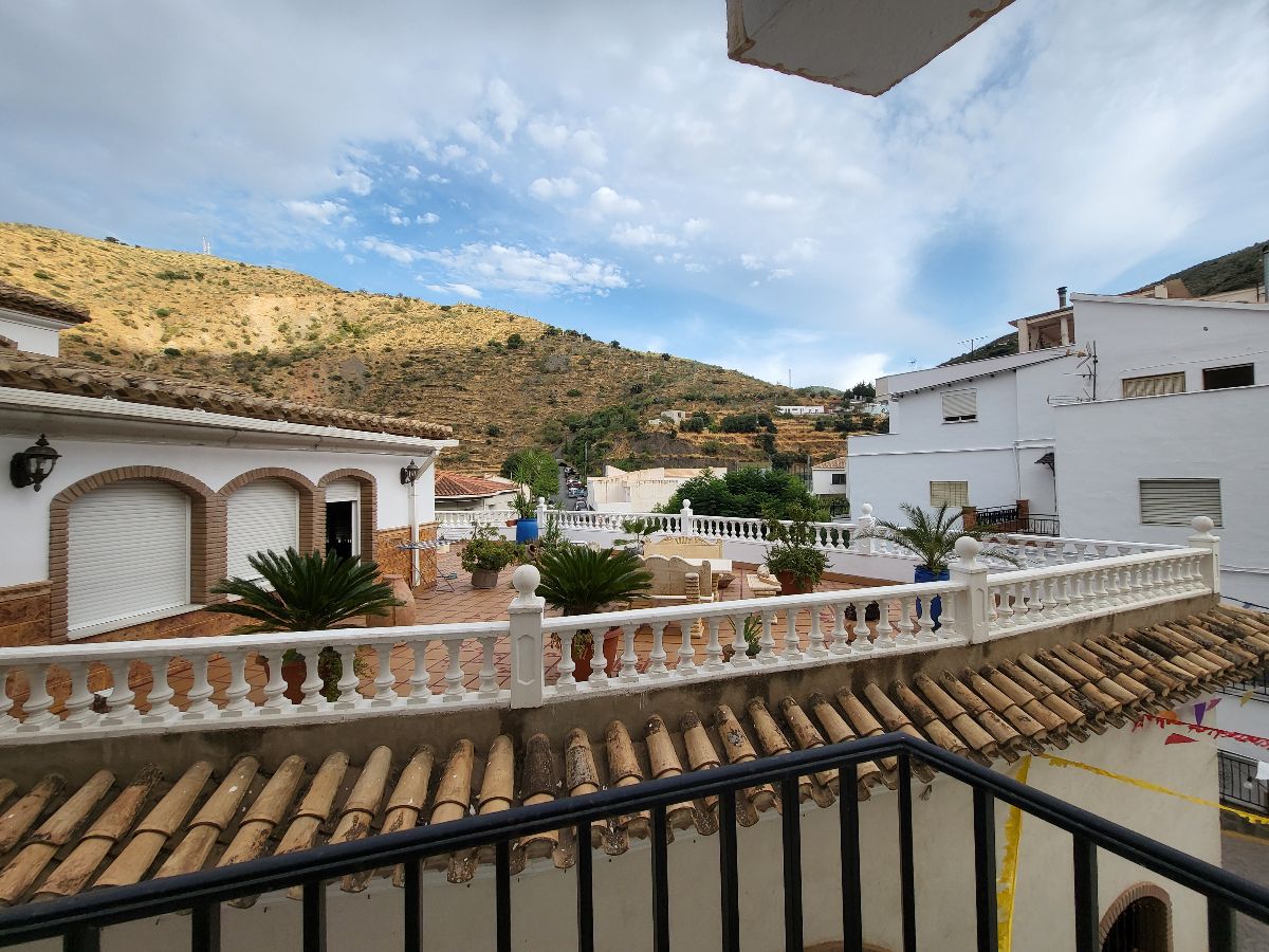 For sale of flat in Sierro