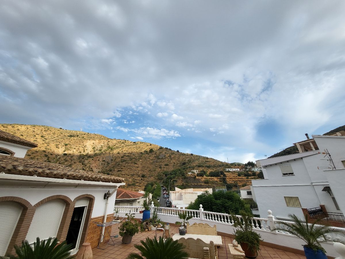 For sale of flat in Sierro
