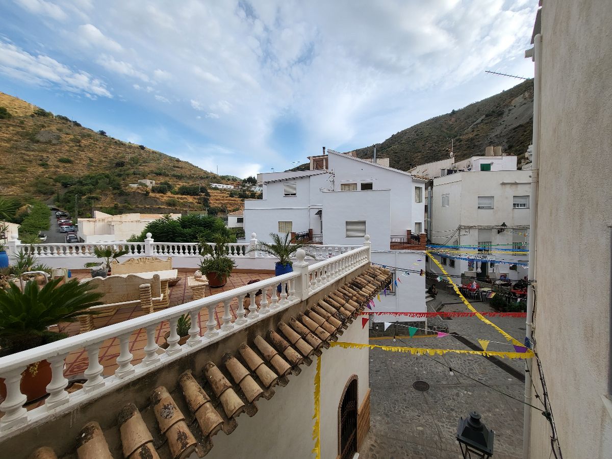 For sale of flat in Sierro