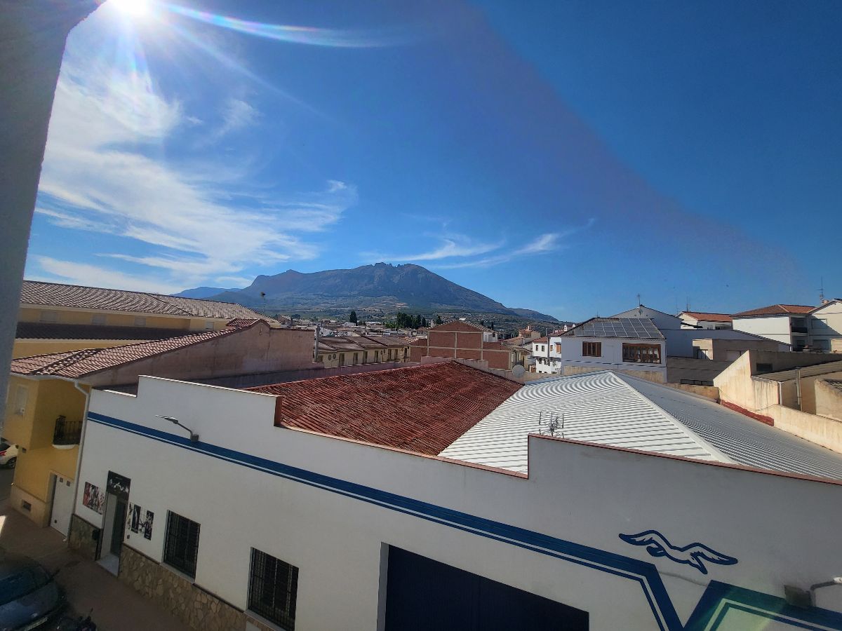 For sale of flat in Vélez-Rubio