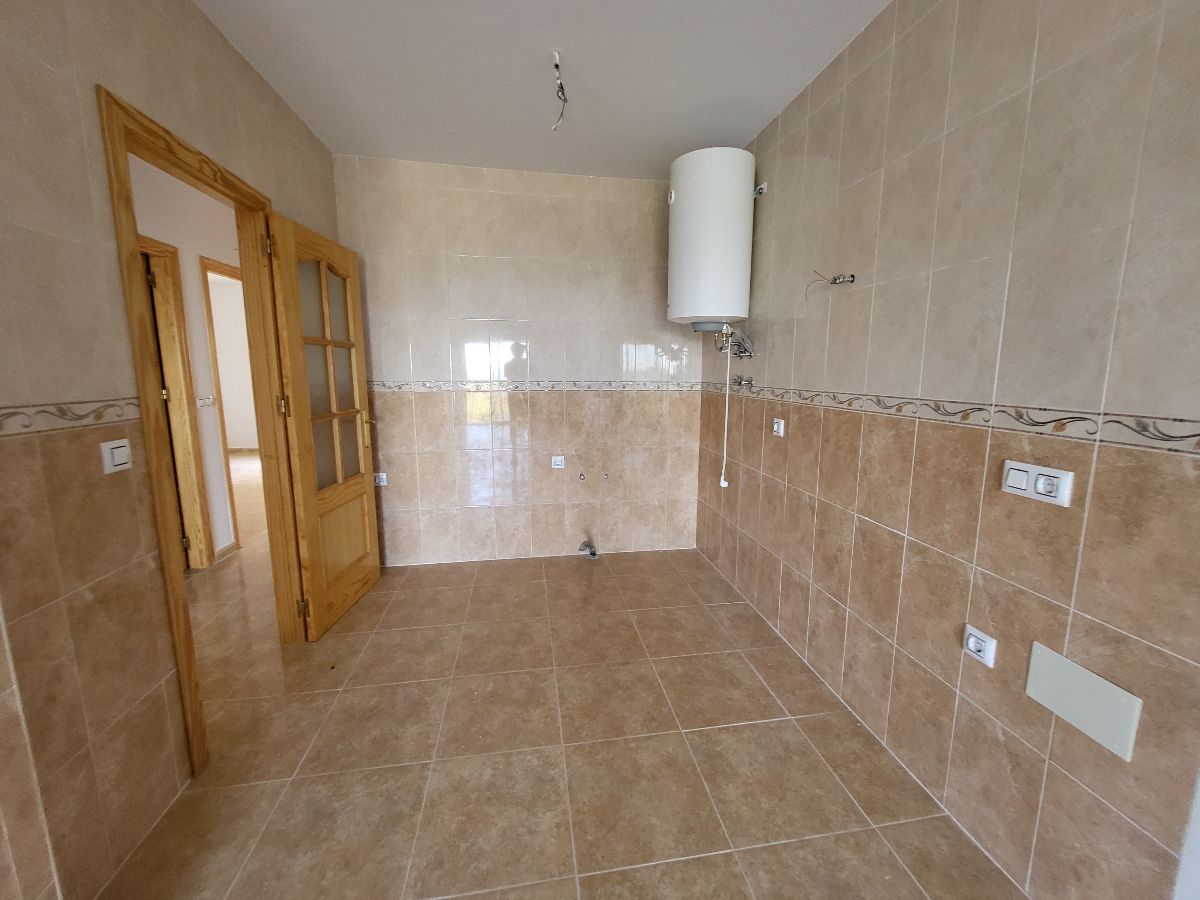 For sale of flat in Vélez-Blanco