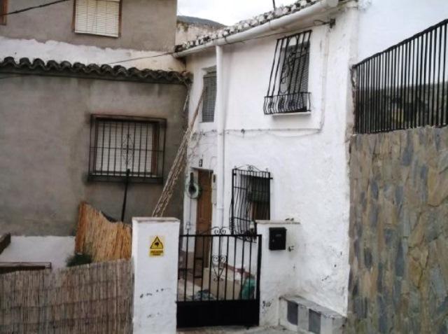 Venta de casa en Purchena