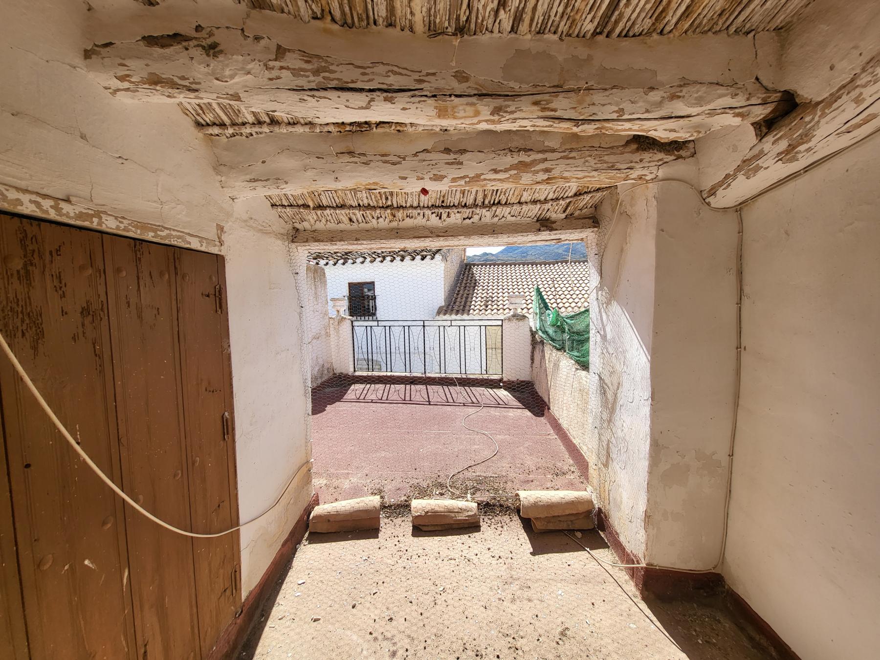 For sale of house in Albánchez