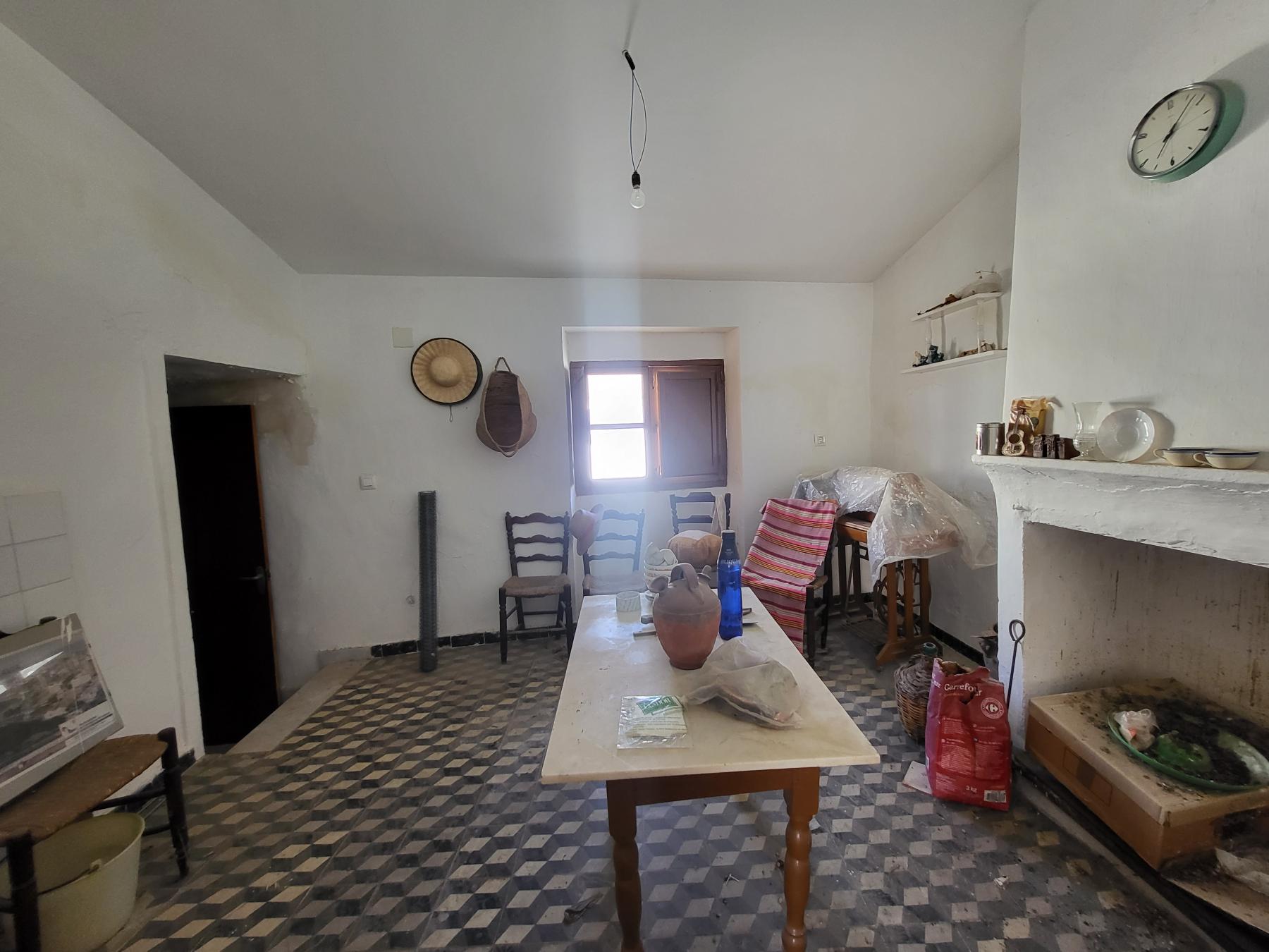 For sale of house in Albánchez