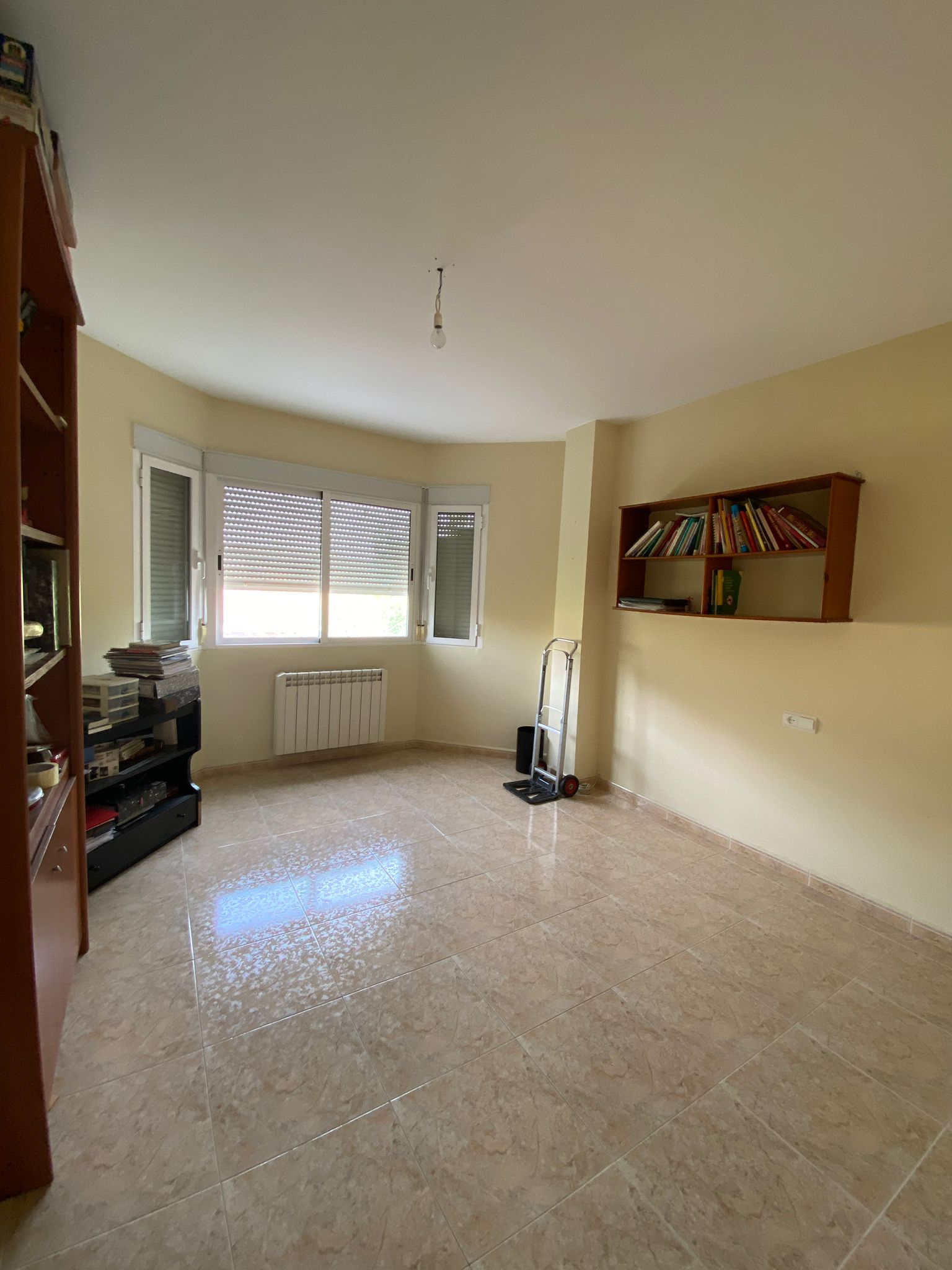 For sale of flat in Vélez-Rubio