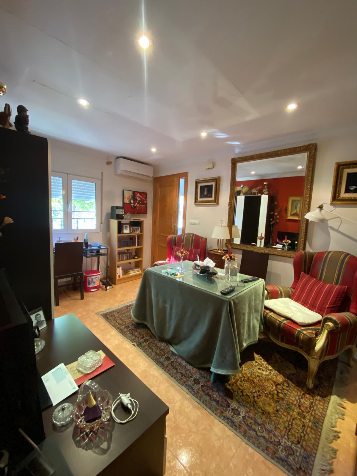 For sale of house in Vélez-Rubio