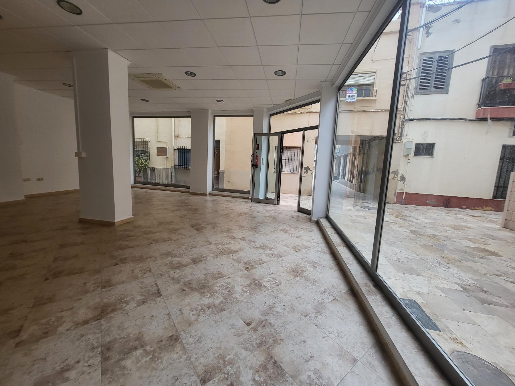 Alquiler de local comercial en Albox