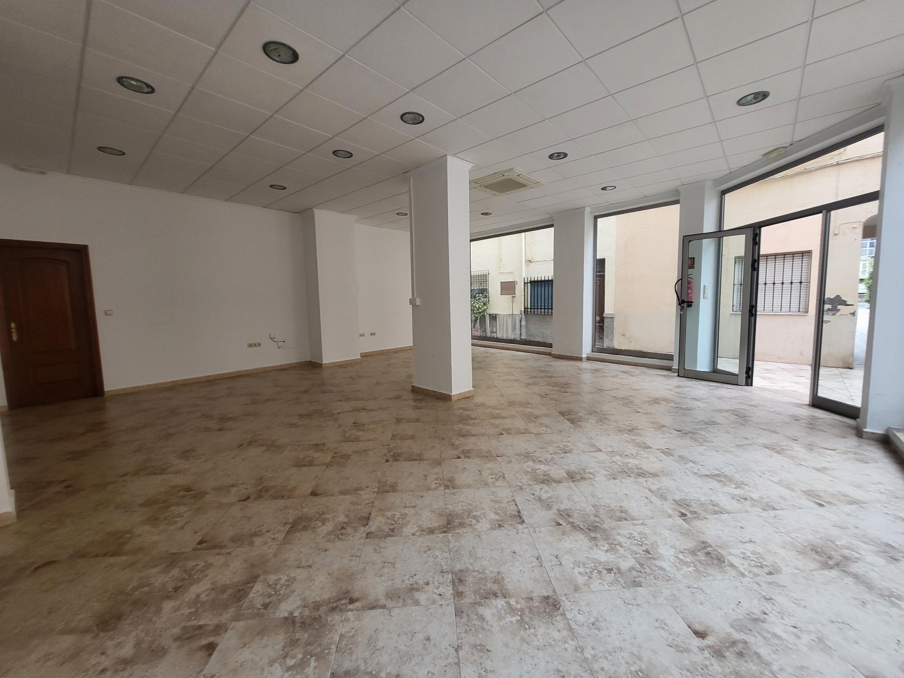 Alquiler de local comercial en Albox