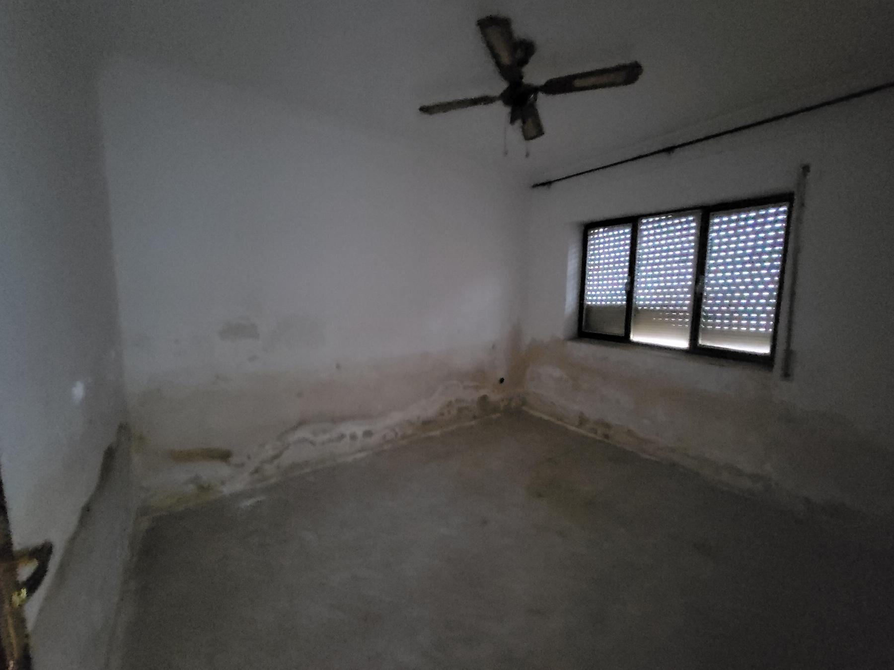 For sale of house in Taberno