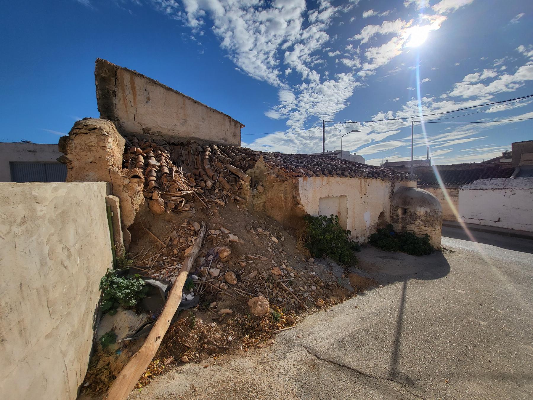 For sale of house in Oria