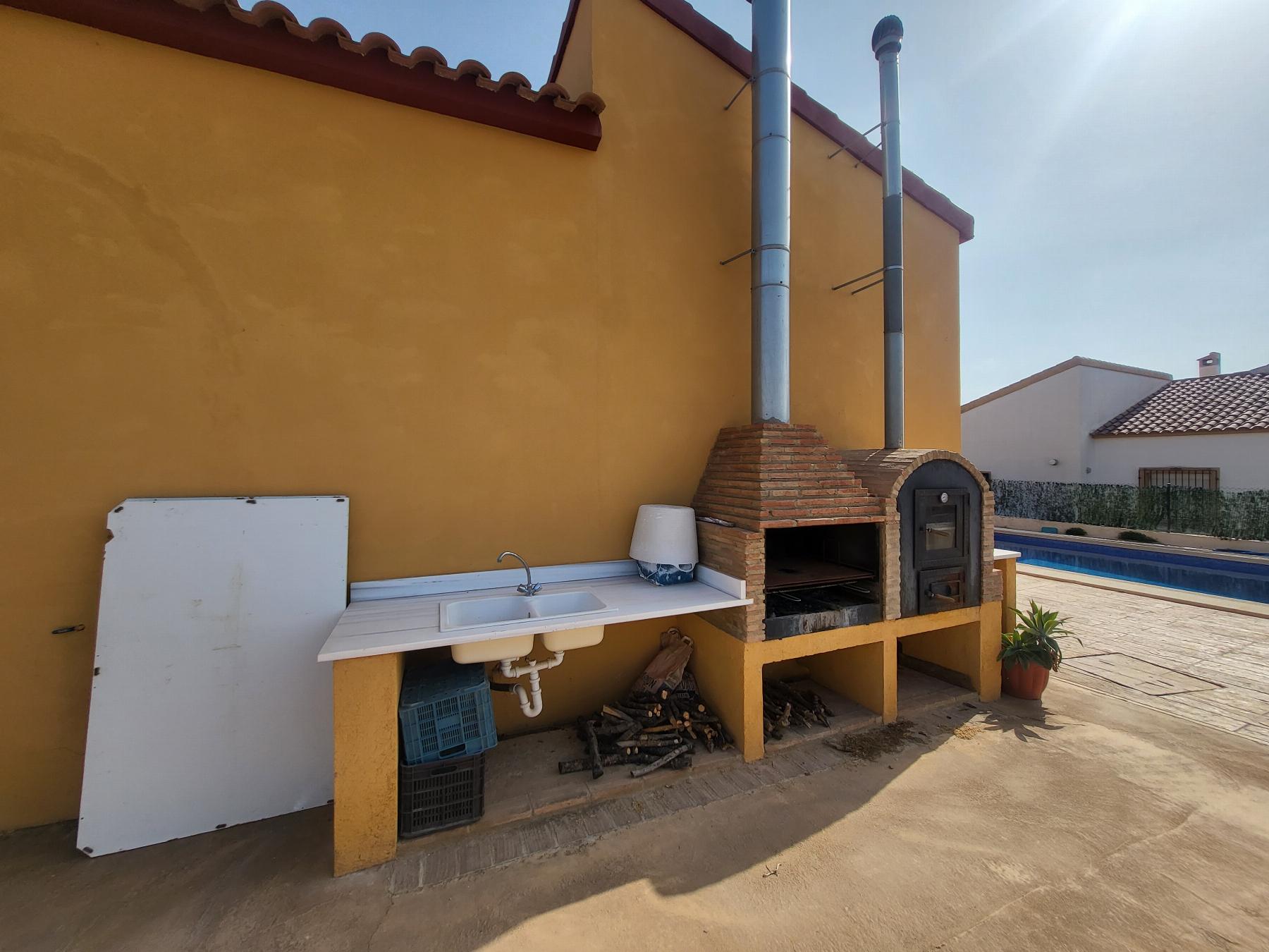 For sale of villa in Arboleas