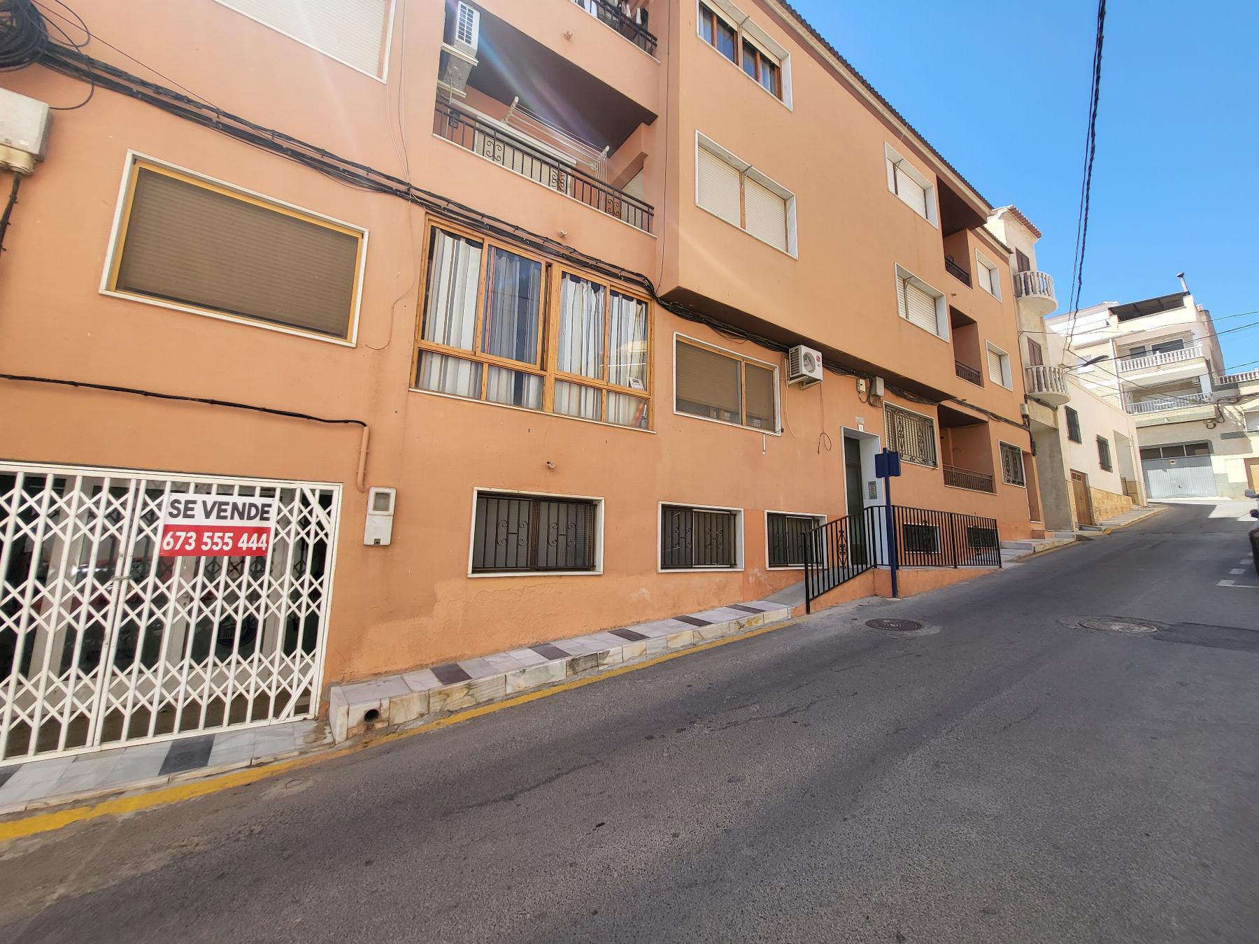 For sale of flat in Olula del Río
