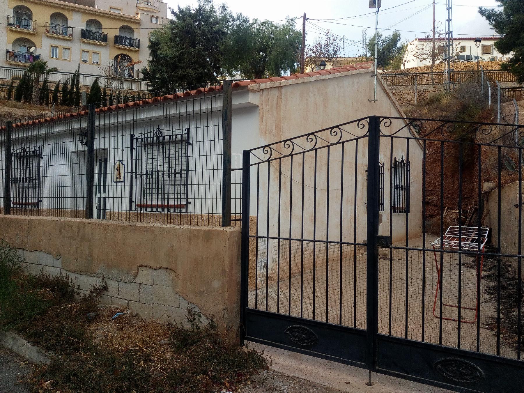 For sale of villa in Taberno