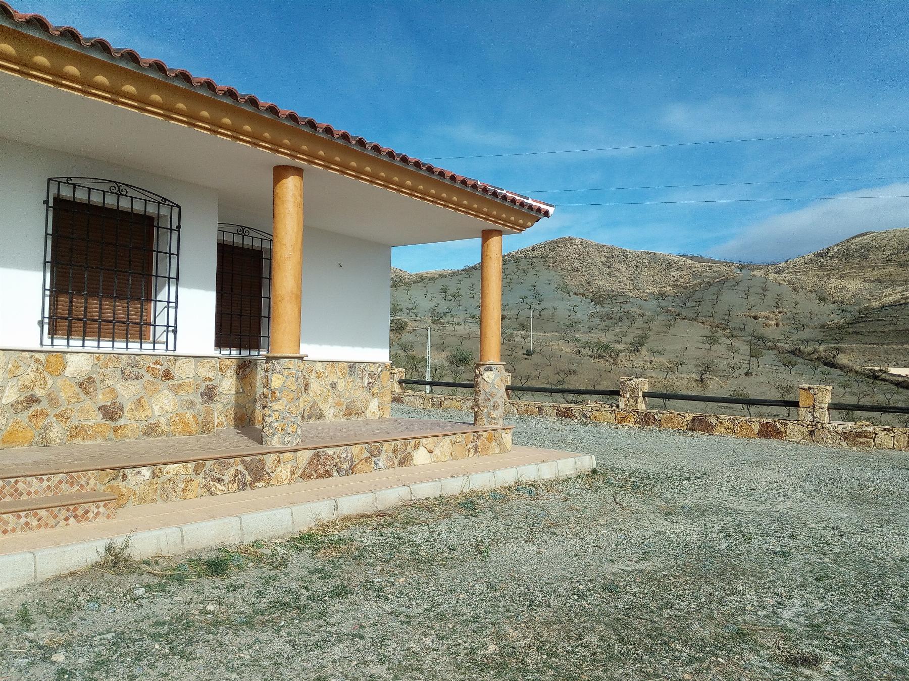 For sale of villa in Taberno