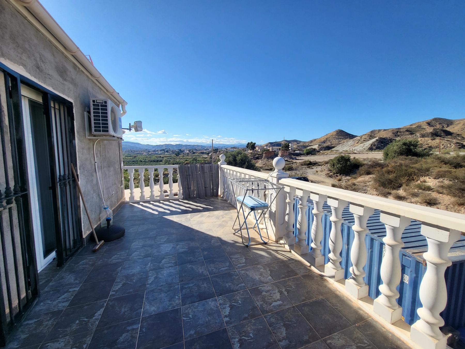 For sale of villa in Arboleas