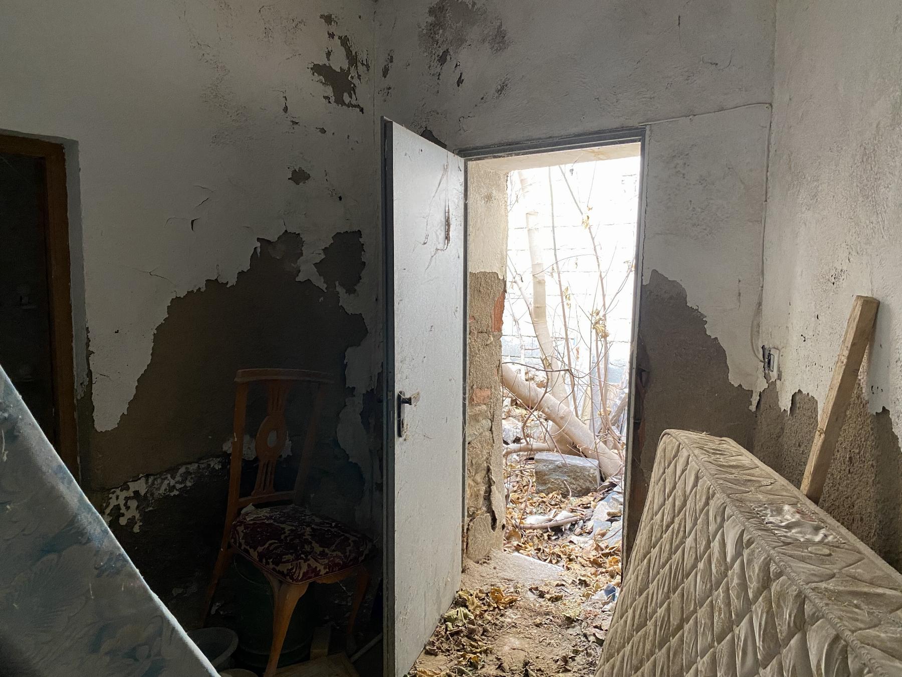 For sale of house in Fines