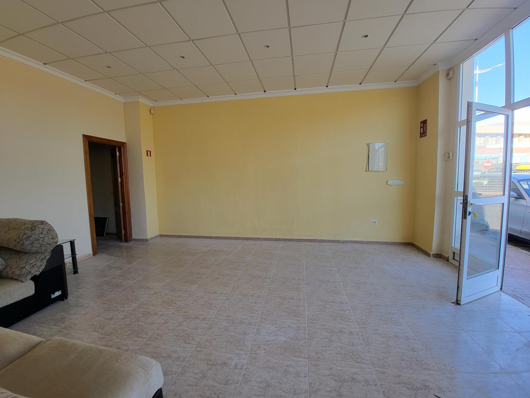 Alquiler de local comercial en Albox