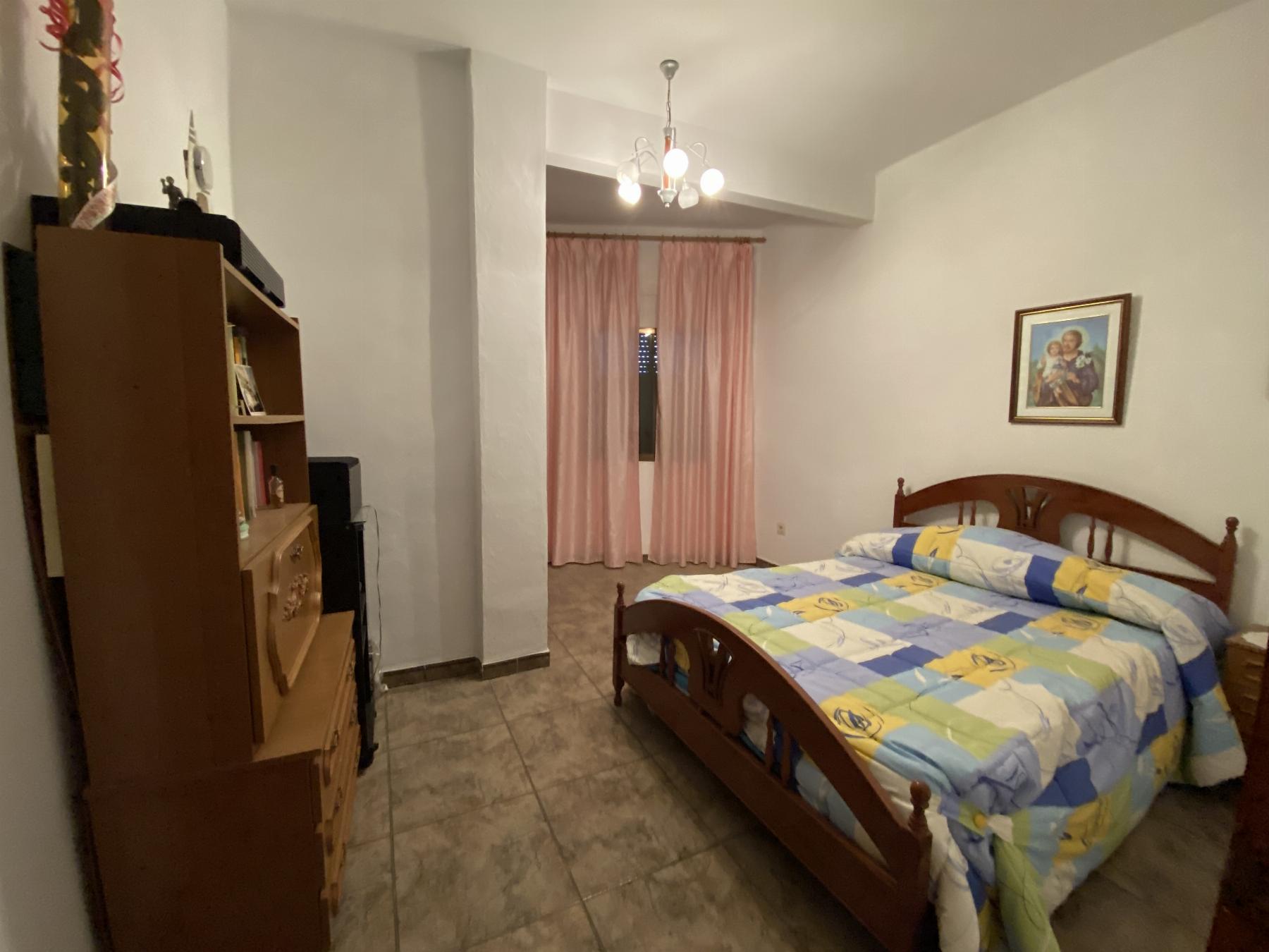 For sale of house in Tíjola