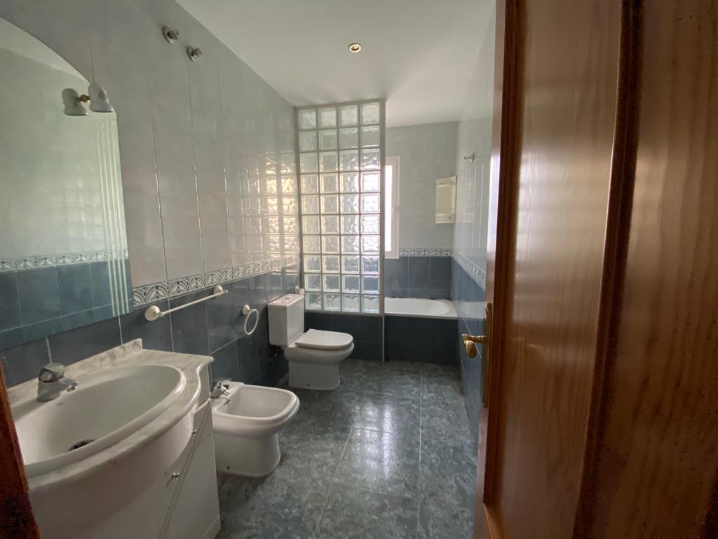 For sale of flat in Macael