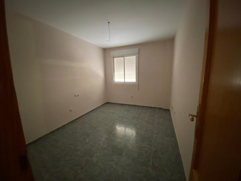 For sale of flat in Macael