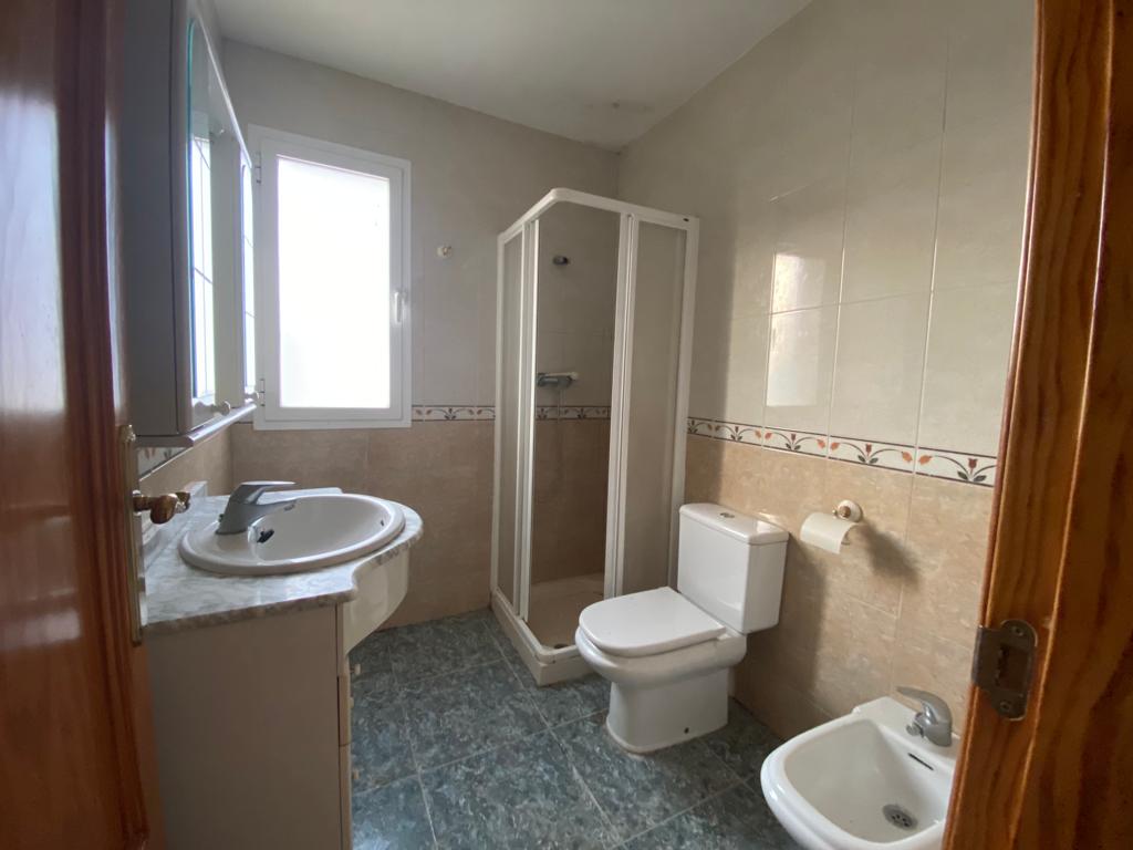 For sale of flat in Macael
