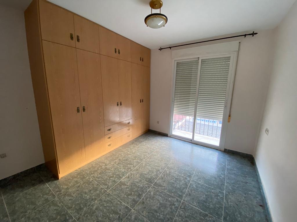 For sale of flat in Macael