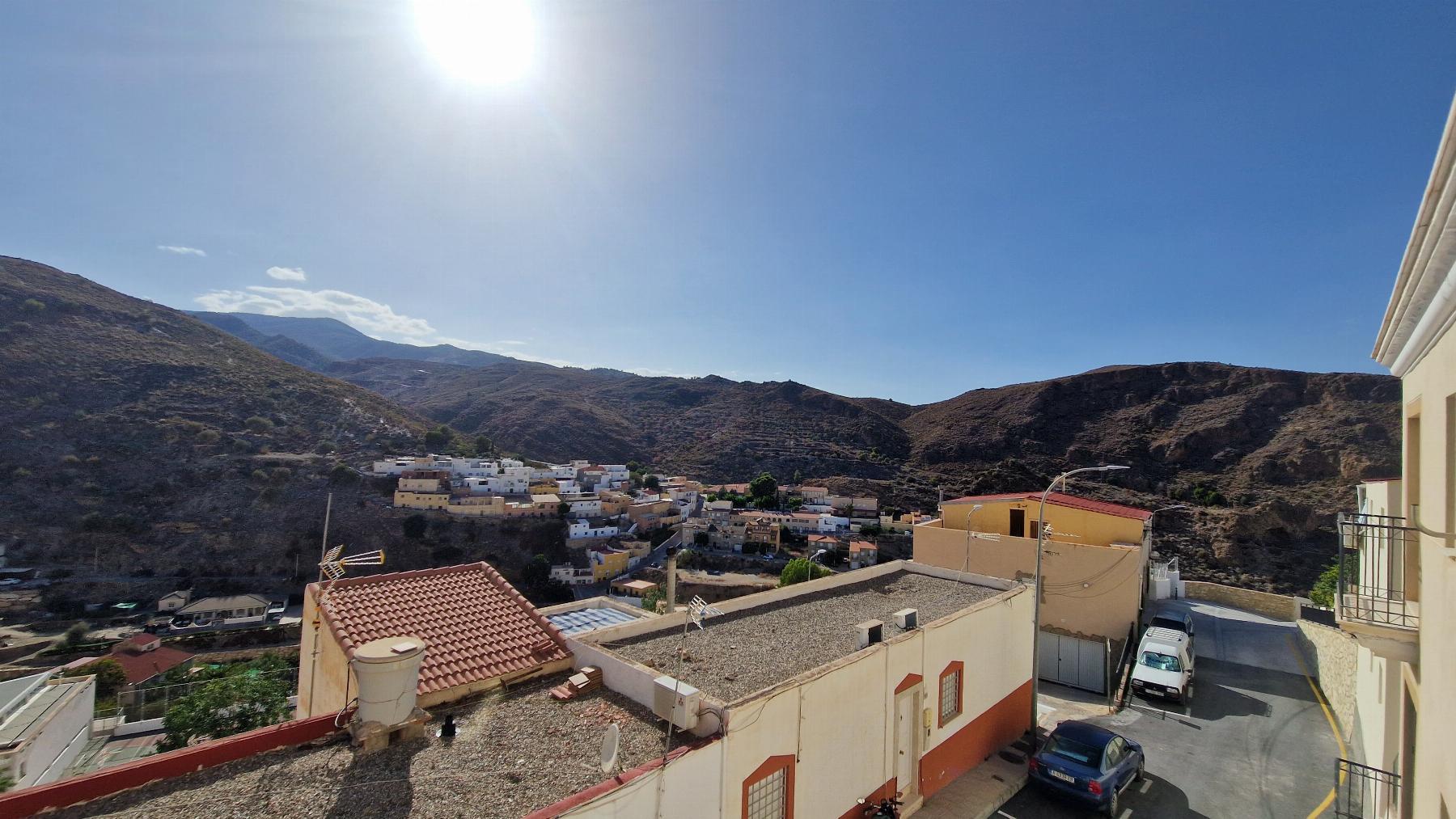 For sale of flat in Macael