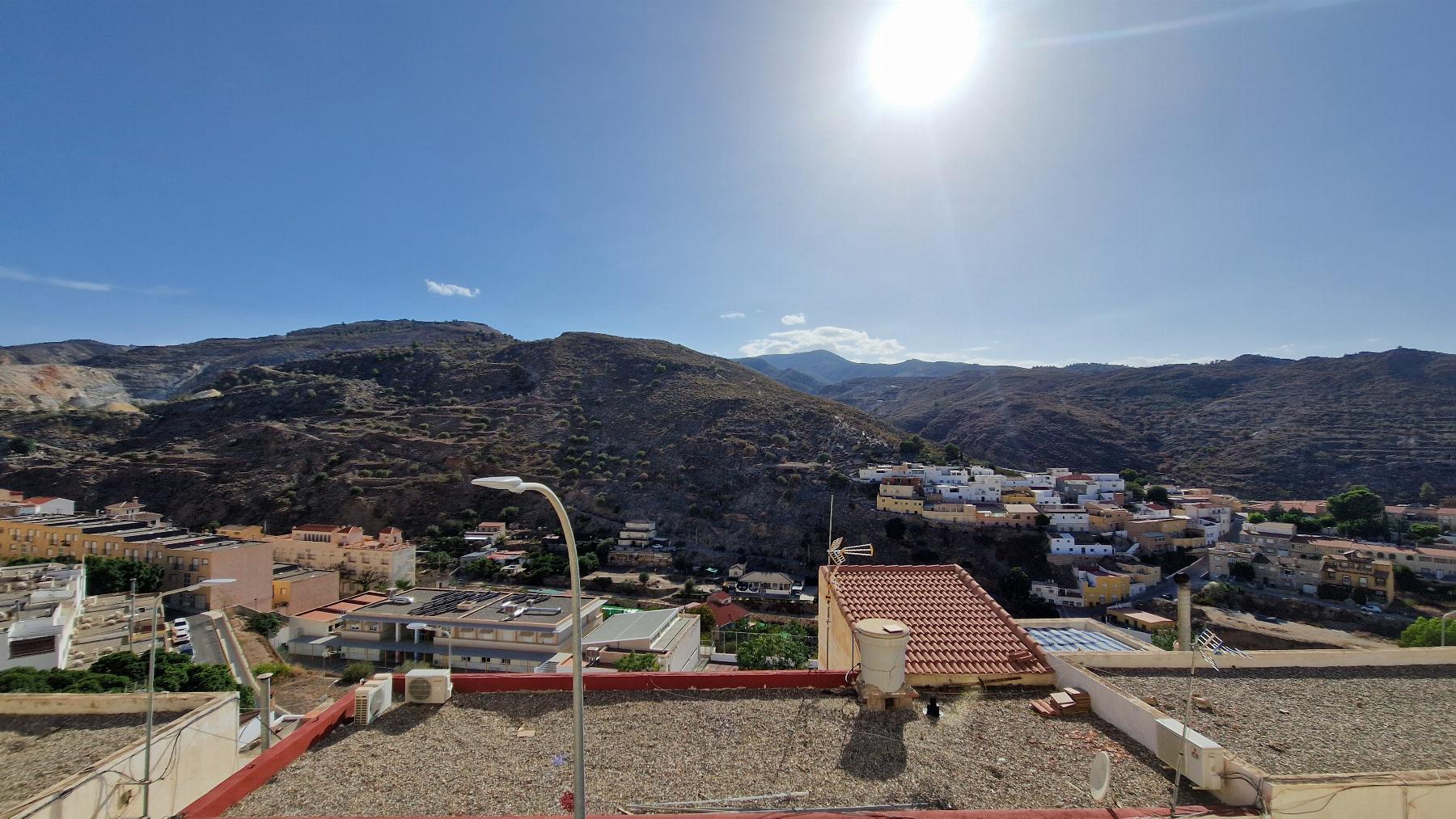 For sale of flat in Macael