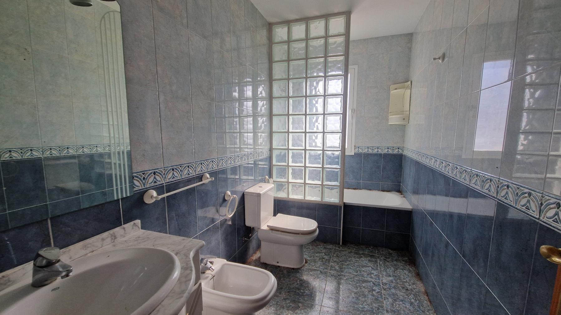 For sale of flat in Macael