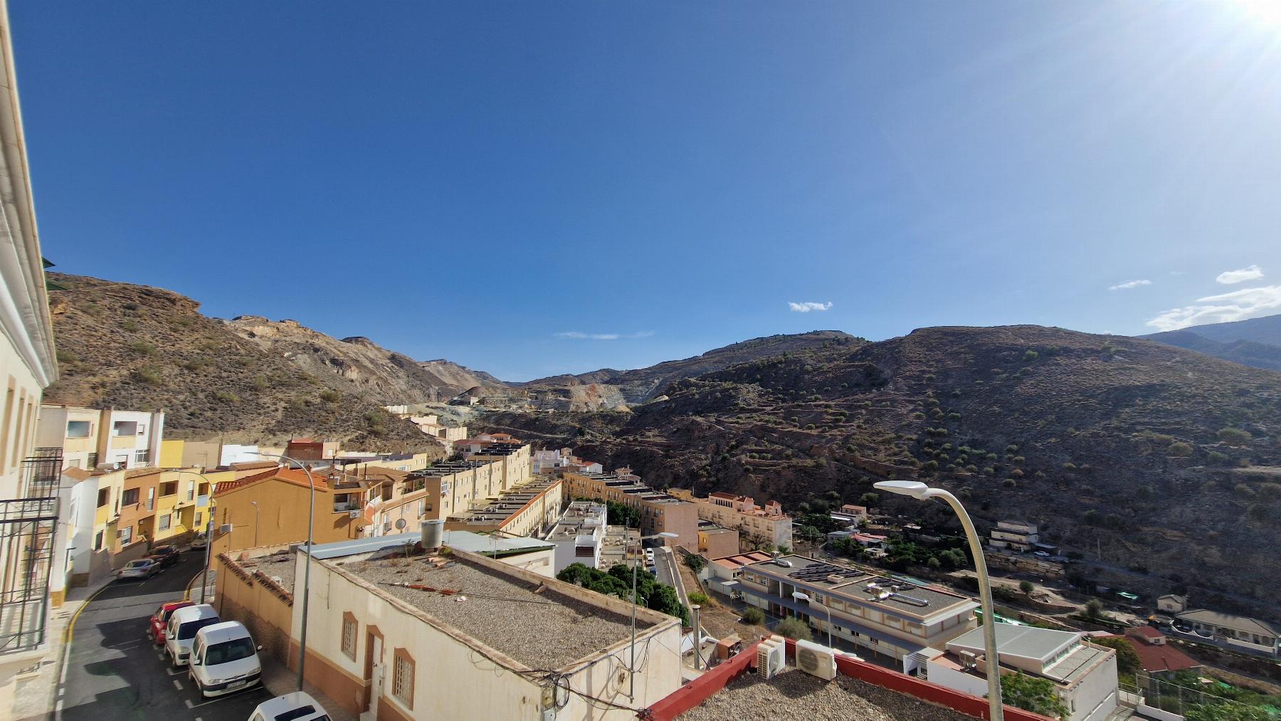 For sale of flat in Macael