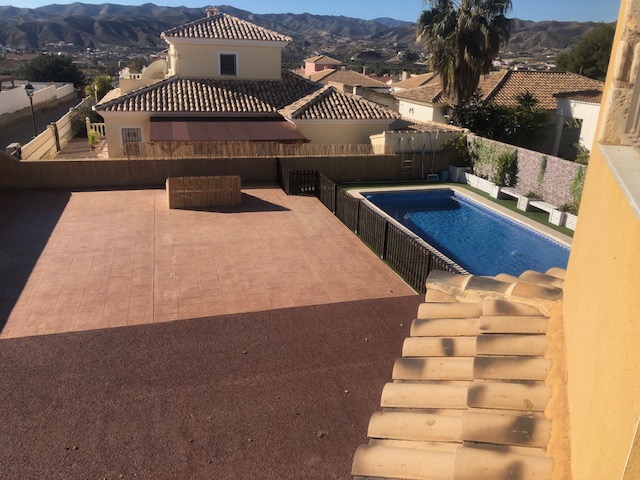 For sale of villa in Arboleas
