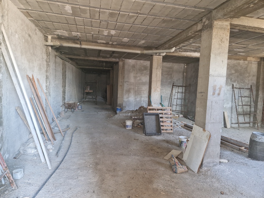 For sale of commercial in Cantoria