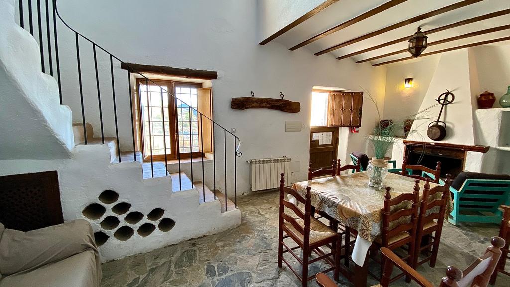 For sale of villa in Taberno