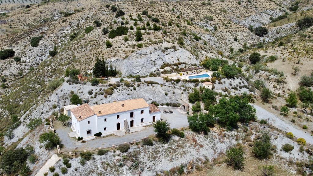 For sale of villa in Taberno