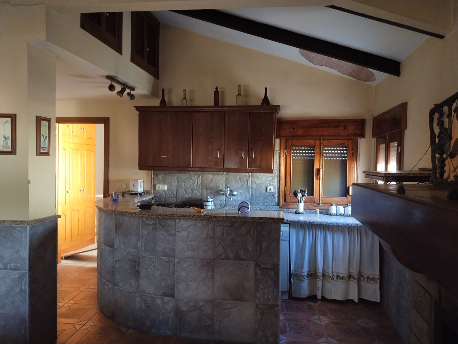 Venta de casa en Macael