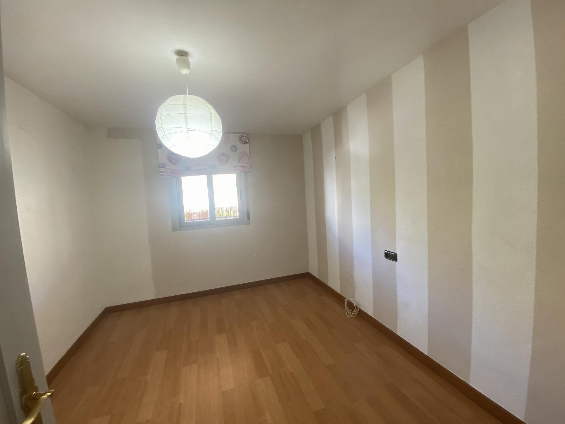 For sale of flat in Macael