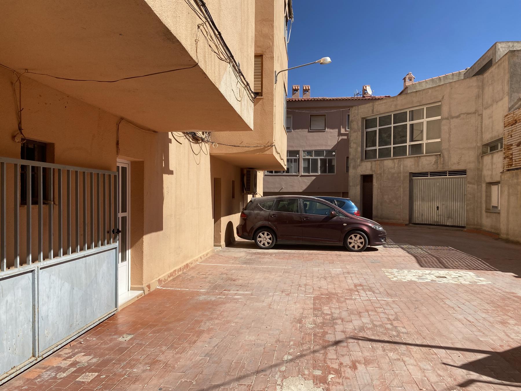 For sale of flat in Macael