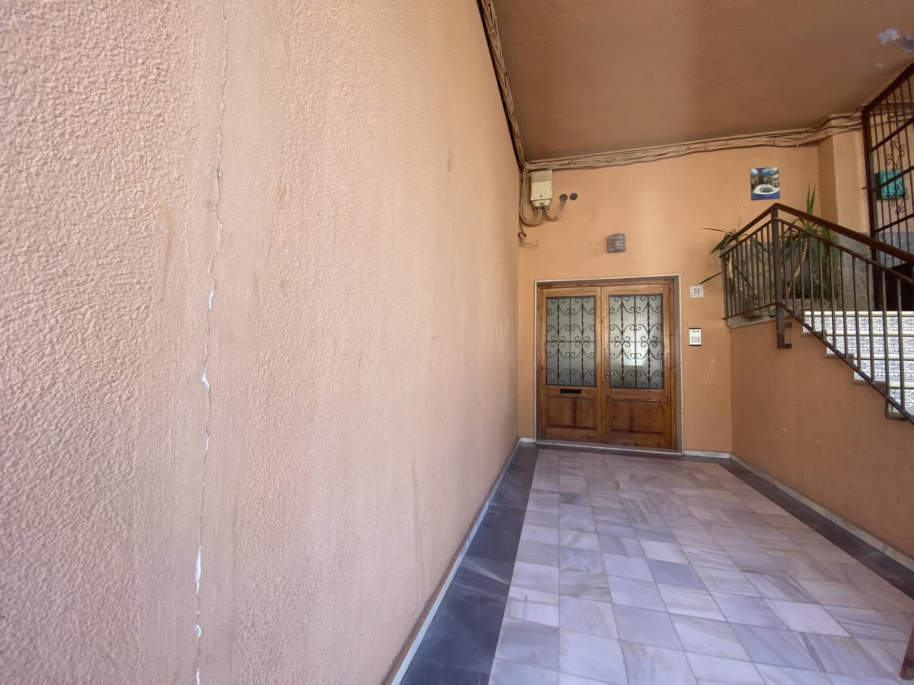 For sale of flat in Macael