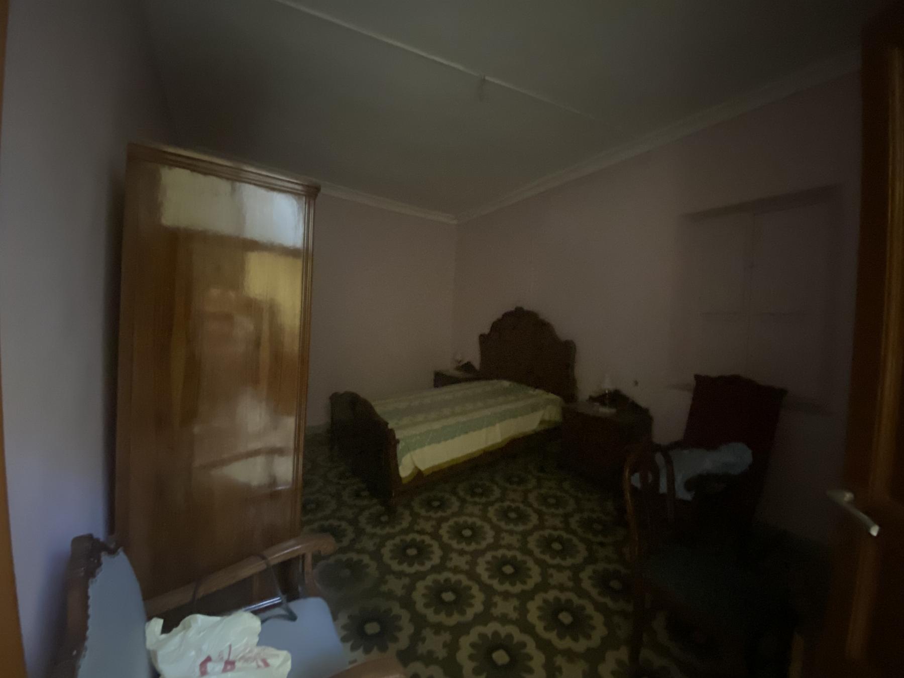 For sale of house in Macael