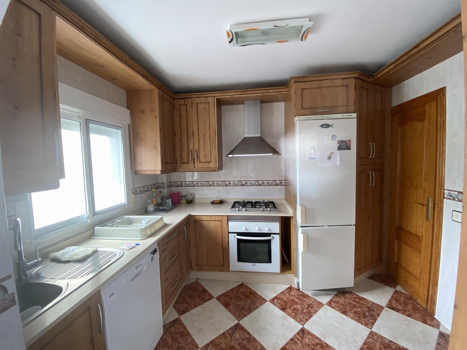 For sale of house in Macael