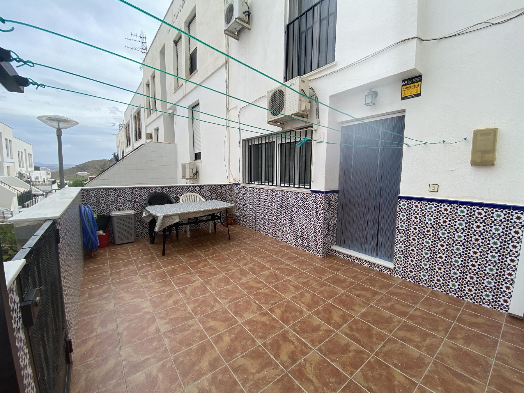For sale of house in Macael