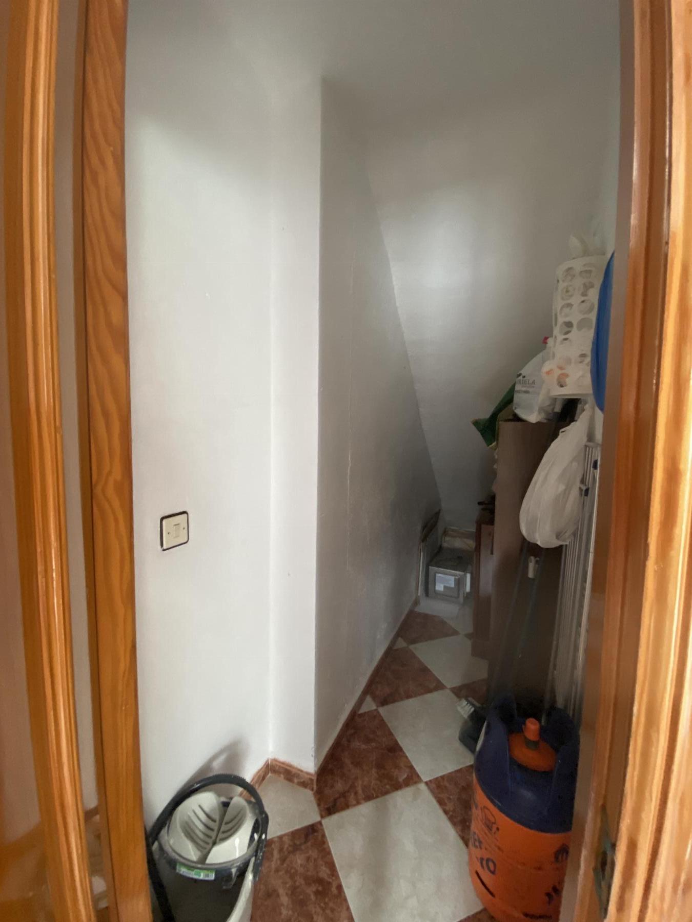 For sale of house in Macael