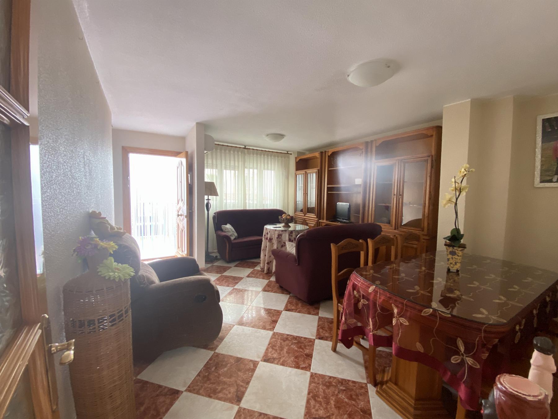 For sale of house in Macael